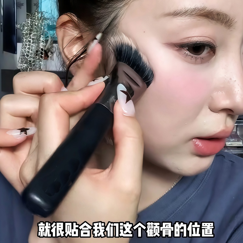 近期爱用化妆工具！点彩修容刷面部下颚阴影轮廓刷腮红化妆刷