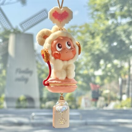 正版泡泡玛特星星人车挂车载挂件汽车后视镜挂饰车内装饰车饰礼品