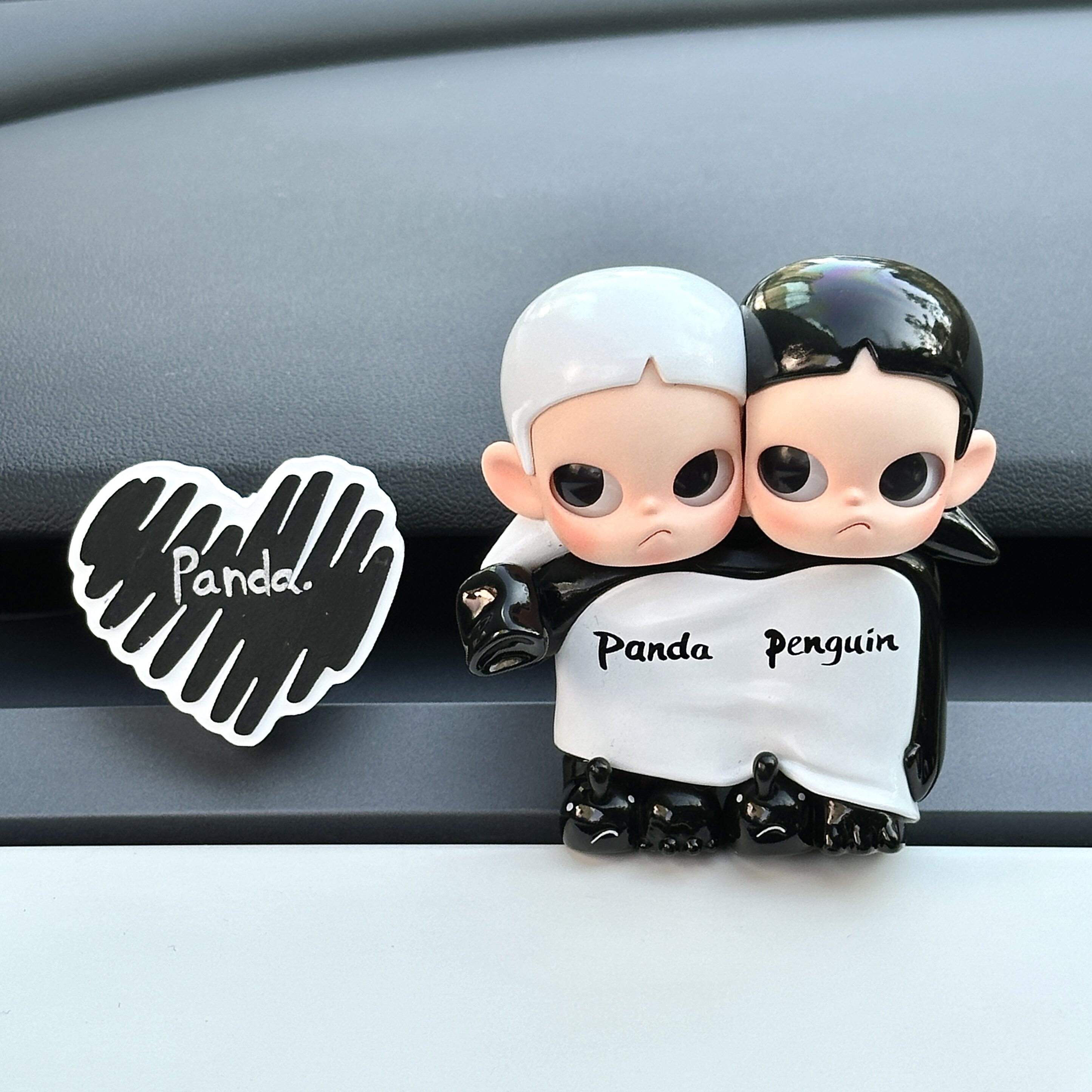 泡泡玛特车载香薰ZSIGA双子汽车摆件特斯拉出风口夹可爱装饰饰品,汽车用品/电子/清洗/改装,摆件,淘宝优惠券,粉丝福利购,淘宝优惠卷