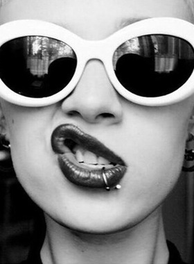 中国白色墨镜椭圆形瘦脸