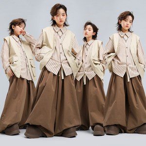少儿hiphop街舞演出服男女童日系酷帅嘻哈马甲三件套儿童街舞潮服