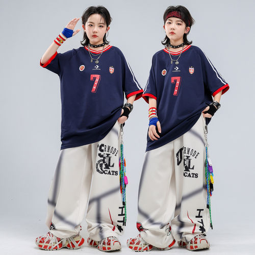 幼儿街舞服装嘻哈儿童潮服数字7表演服套装hiphop男童酷帅演出服