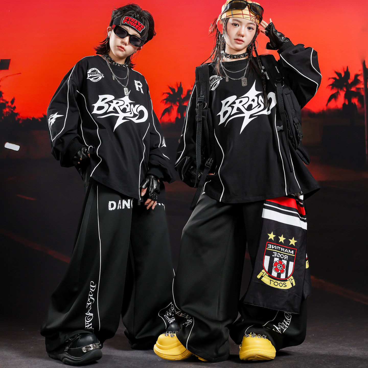 儿童街舞潮服男童嘻哈黑色字母舞蹈服套装hiphop酷帅女童演出服秋