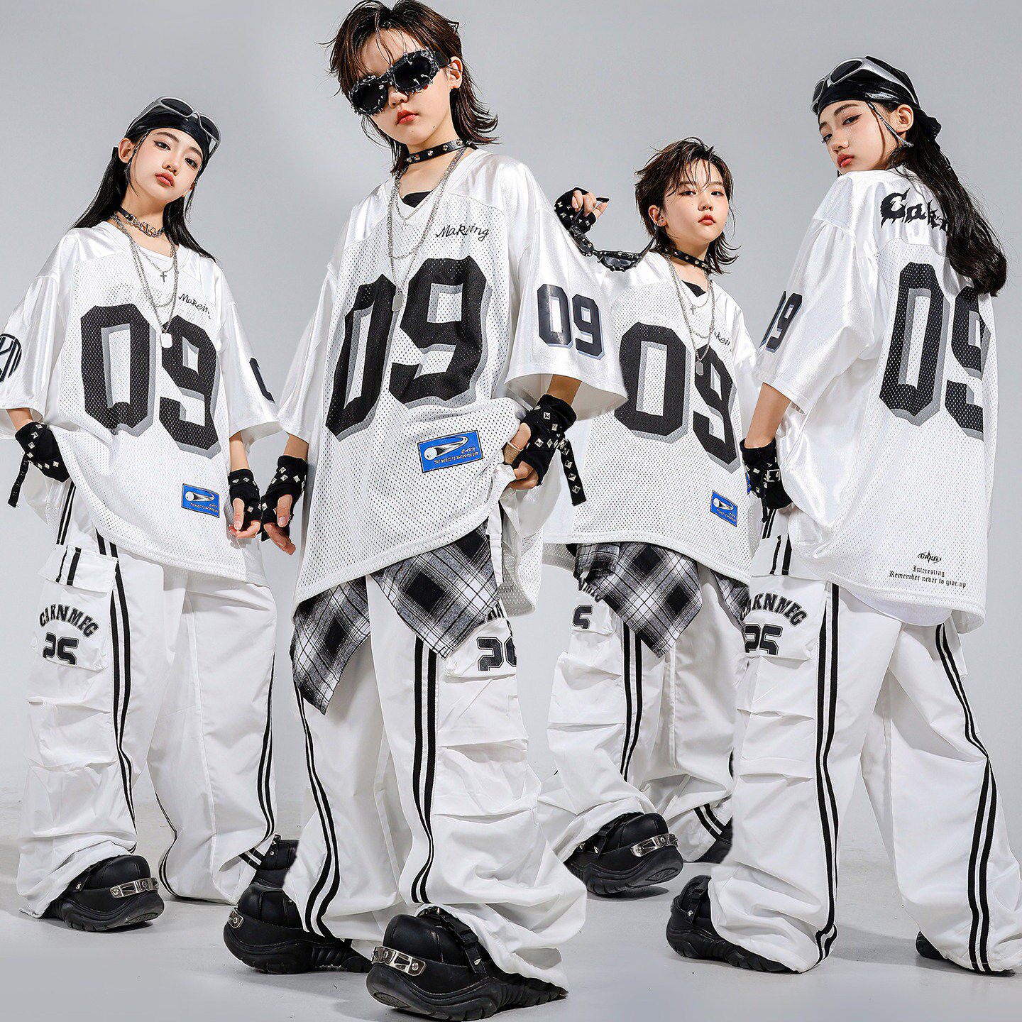 男童街舞潮服酷帅白短袖美式球衣嘻哈宽松少儿表演hiphop演出服夏