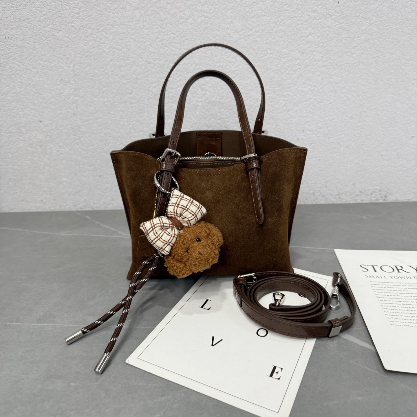 小众复古质感皮带扣磨砂皮菜篮子手提包2025新百搭时尚单肩斜挎包