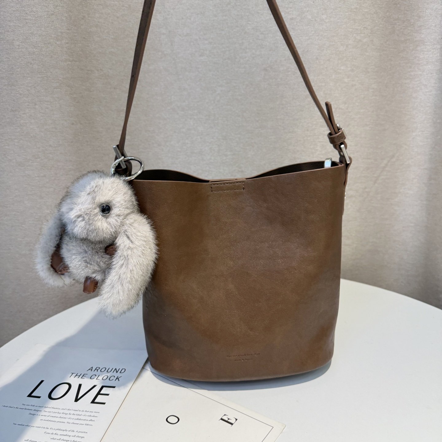 复古质感软皮水桶包2025新款百搭通勤大容量单肩斜挎包休闲子母包,箱包皮具/热销女包/男包,通用款女包,淘宝优惠券,粉丝福利购,淘宝优惠卷