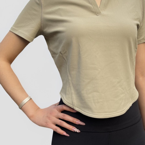 Ribbed Nulu™ 女士罗纹衣领开口短袖 T 恤 丨lululemon丨LW3ITUS