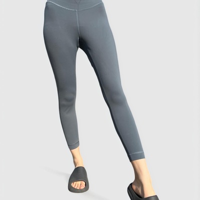 Wunder Under SmoothCover™女高腰紧身裤24