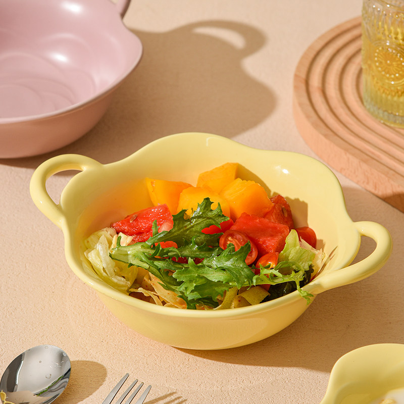 奶油色好看花型双耳陶瓷碗沙拉轻食拌饭碗高颜值甜品碗螺蛳粉面碗