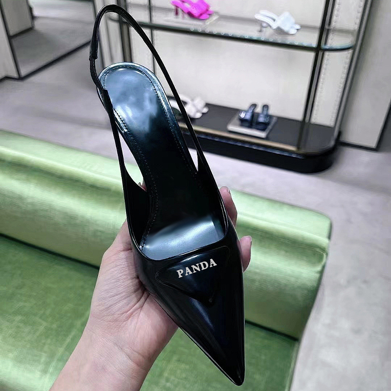 三角标后绊带包头凉鞋女23夏季新款黑色百搭气质尖头浅口细高跟鞋