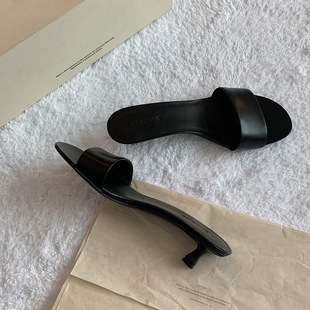 row风极简气质百搭真丝一字带小猫跟拖鞋女