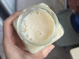 一斤玻璃瓶成熟椴树原蜜25年小郭蜜蜂园黑锋椴树雪蜜43/42波美度