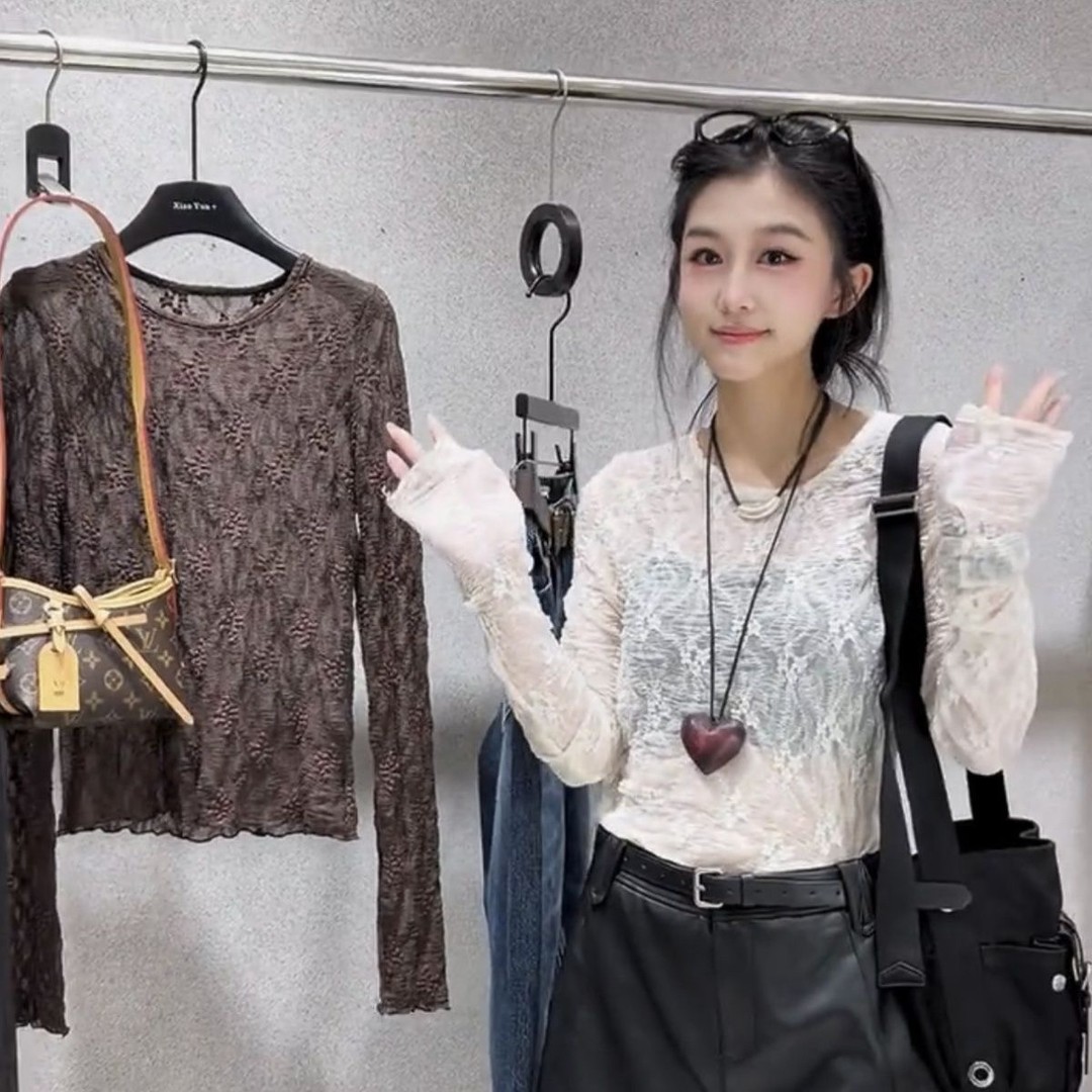 欧洲站2026早秋新款纯色拼接蕾丝打底衫女时尚洋气百搭套头上衣潮