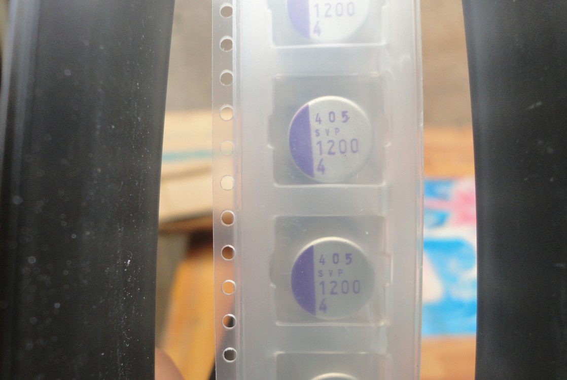 原盘 三洋 4V1200UF 固态 主板电容 SVP 超低ESR 10X13 105度