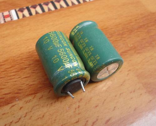 台湾 SUNCON 10V5600UF 高频低阻 16*25 105度