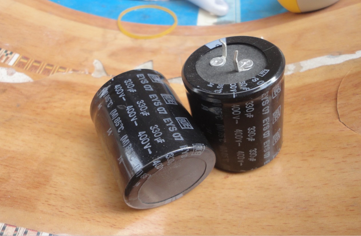 原装 德国 ROE 400V330UF EYS 发烧音频电容 35X40 85度