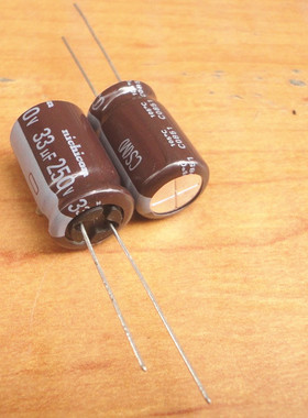 原包装 日本尼吉康 250V33UF CS 长寿命 电源电容 12X20 105度
