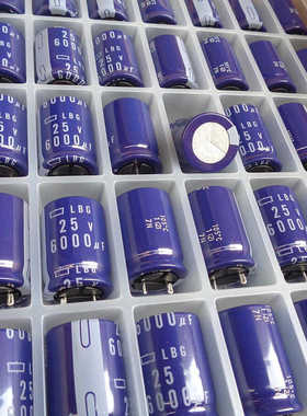 6000UF 25V 日本产黑金刚 LBG 高频低阻汽车电容 25V6000UF 18X25