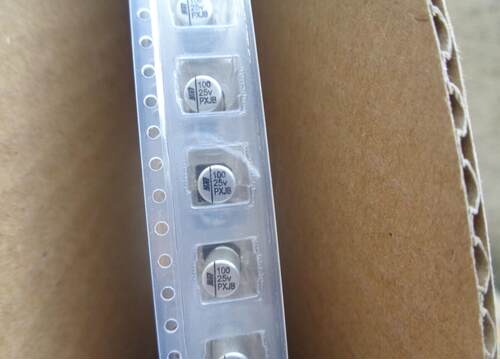 100UF 25V 永铭 VPX 固态贴片电容 高频低阻 25V100UF 5X8 小体积