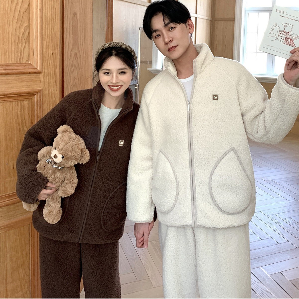 秋冬情侣家居服羊羔绒保暖立领拉链外穿运动加厚男女睡衣套装