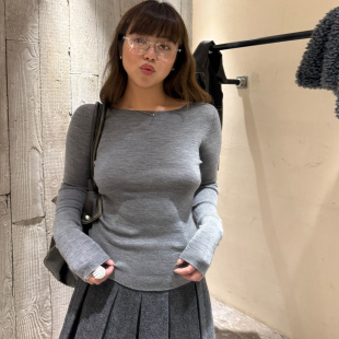 无缝一体针织衫 一字肩毛衣 1oo羊毛扬子纱打底衫 3ts修身