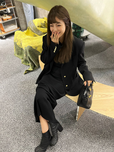 3ts慵懒长袖珠边西装外套