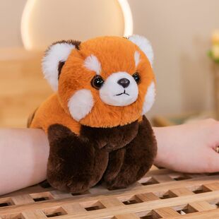 小浣熊趴趴手环小粉兔子可爱老虎啪啪圈趴在自行车上的动物公仔礼