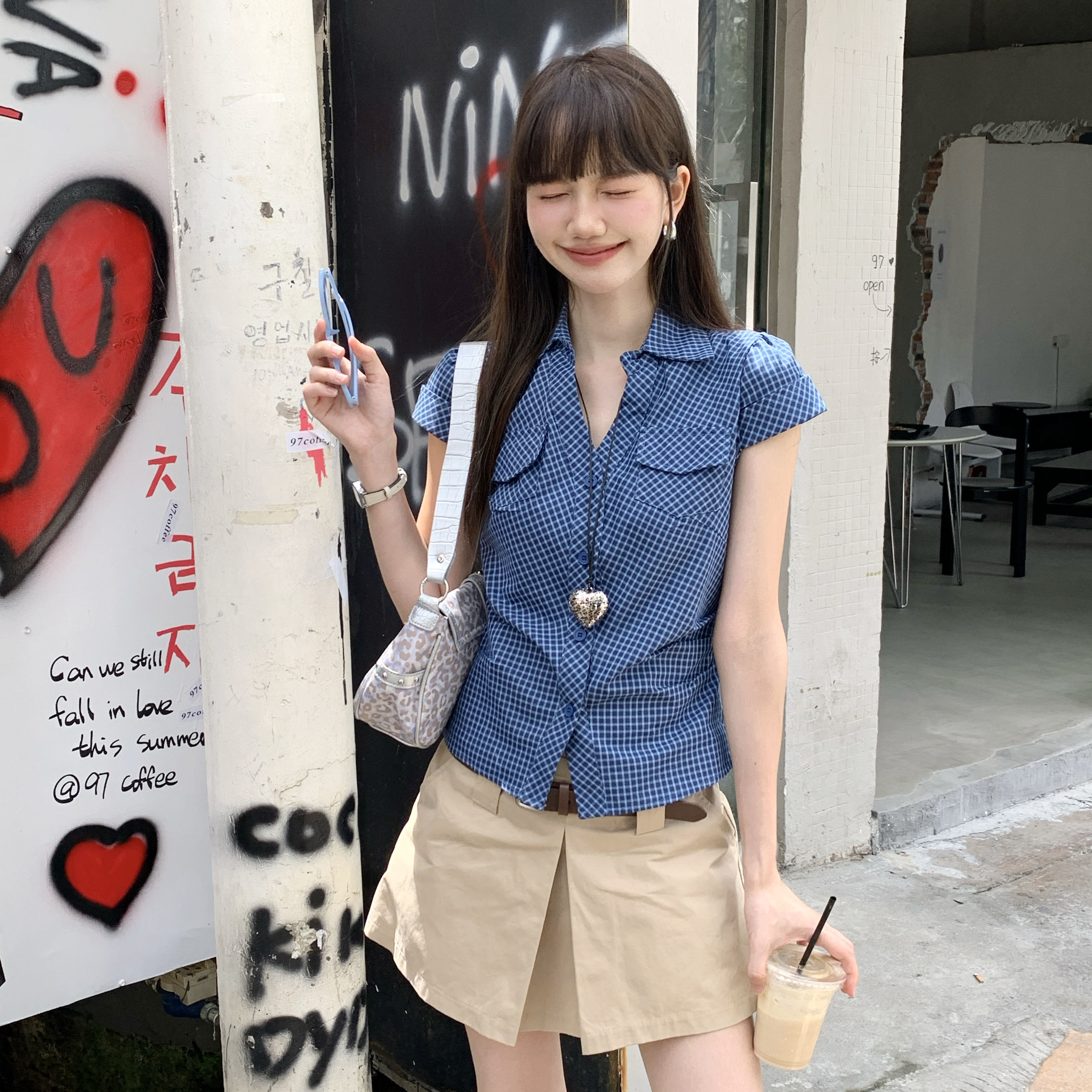 Mew实拍实价#蓝色短袖格子衬衫女2025夏衬衣修身显瘦外搭短款收腰