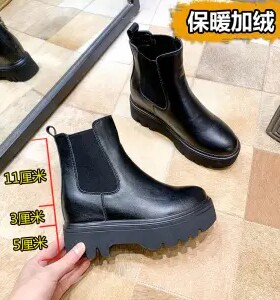 显脚小烟筒靴真皮聚氨酯