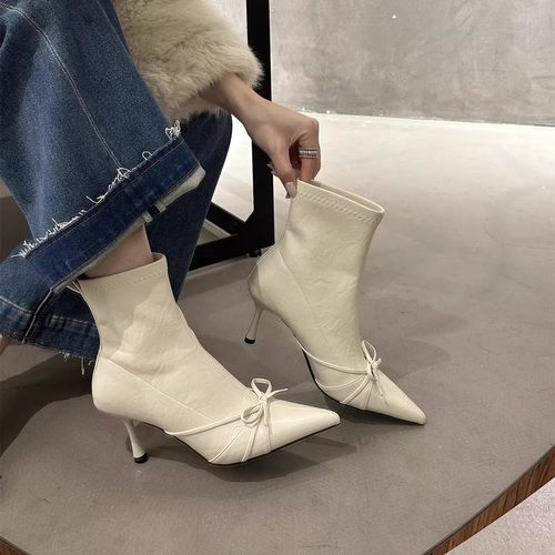 白色尖头细跟蝴蝶结显瘦短靴女