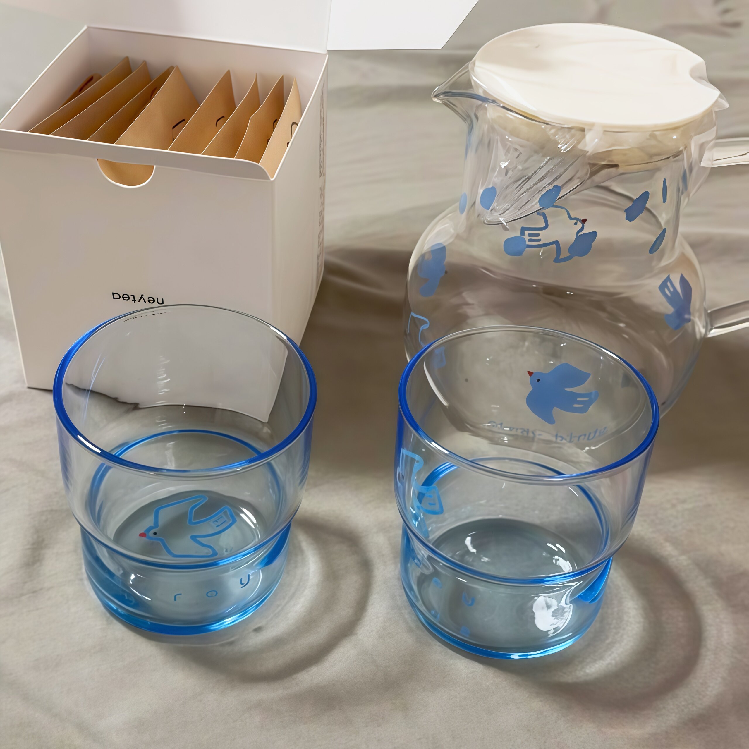 带盖把手壶飞鸟一样自由系列冷水