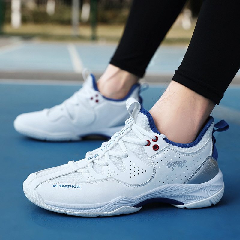 新款羽毛球鞋男款女款比赛训练运动鞋夏季透气羽乒乓球鞋