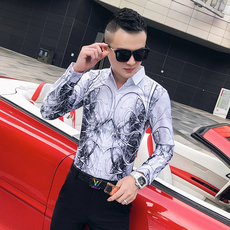 白色