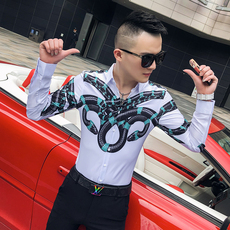 白色