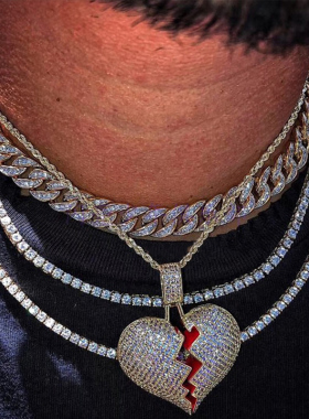 锆石破碎的心小鬼王琳凯吊坠项链