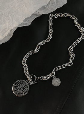 朋克风字母吊坠情侣锁骨链