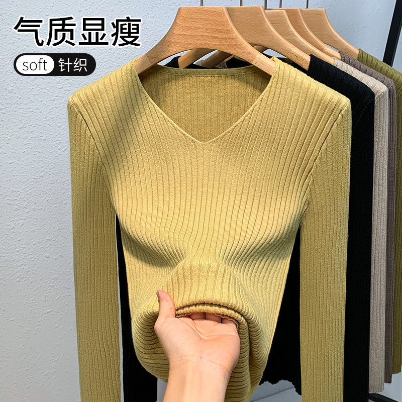柠檬黄毛衣套头软糯针织衫女春秋季2025新款低v领气质内搭打底衫