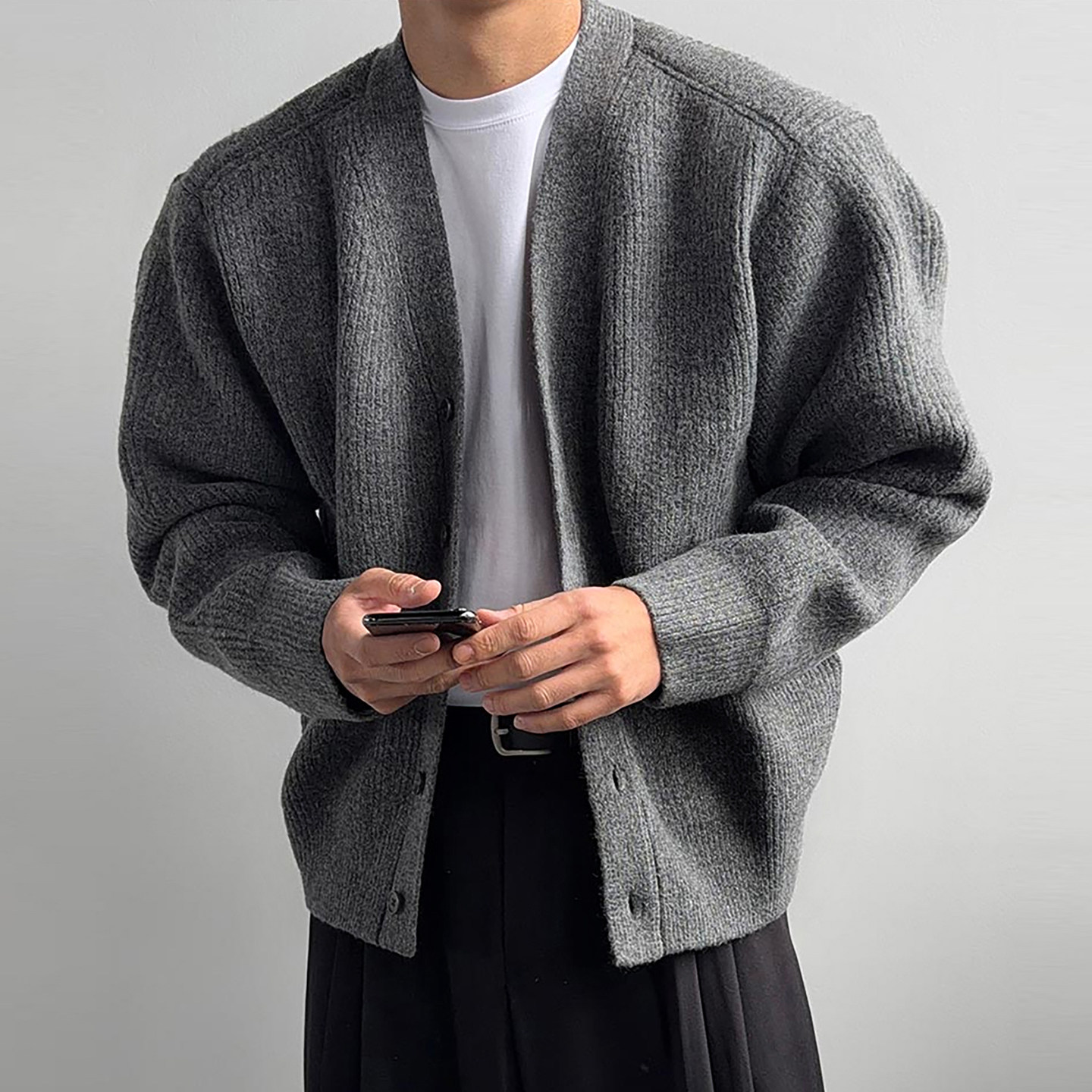 慵懒V领坑条纹毛衣针织开衫