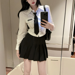 jk制服秋冬套装 加半身短裙子 一整套约会黑色百褶裙搭配 上衣衬衫