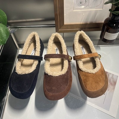 复古绒面一字扣带平底玛丽珍单鞋