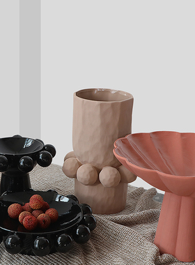 密度家居轻奢创意圆球黑色釉面陶瓷高脚果盘花瓶器客厅餐厅装饰品