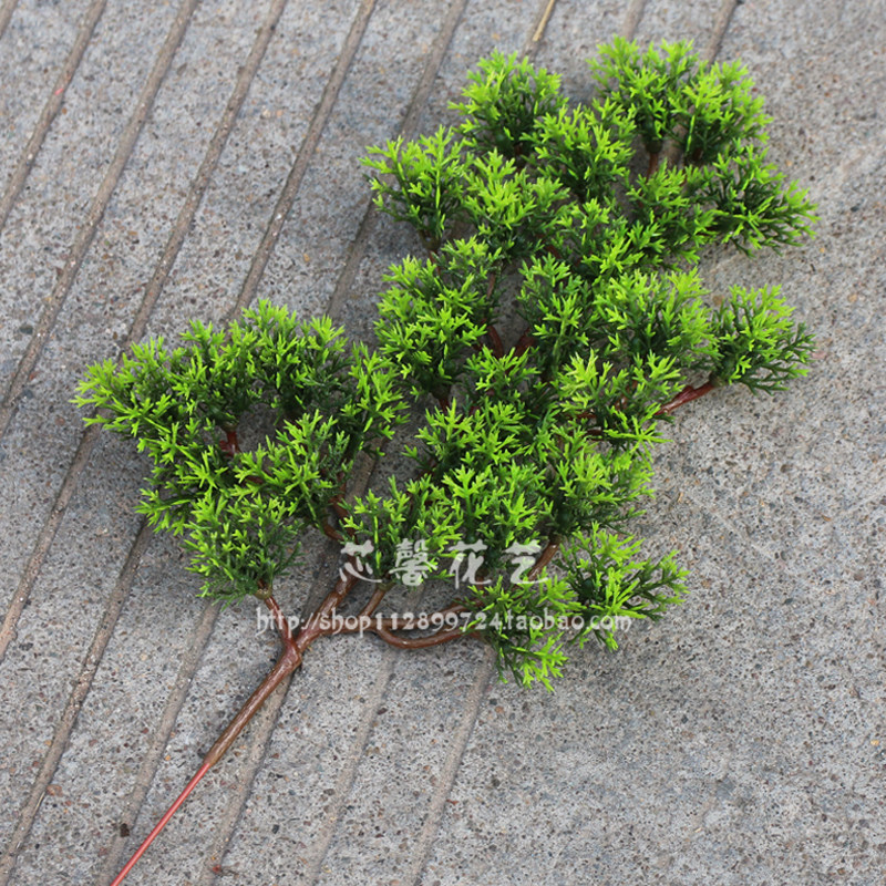 仿真迎客松摆件绿植假叶子图片