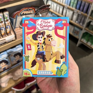 MINISO名创优品玩具总动员30周年迪士尼机器玩具主题金属徽章盲盒