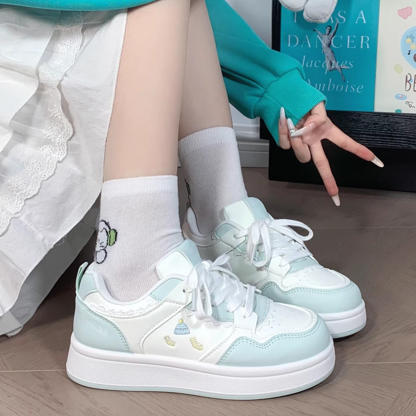 回力女鞋厚底小白鞋春款学生百搭时尚潮流休闲板鞋显高圣诞休闲鞋,女鞋,休闲板鞋,淘宝优惠券,粉丝福利购,淘宝优惠卷