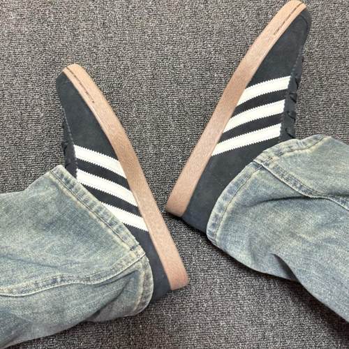 adidas originals Stadt 舒适百搭 防滑耐磨 低帮板鞋 黑色JR6344