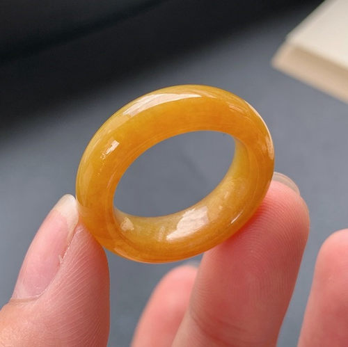 天然缅甸老坑货翡翠戒指冰种