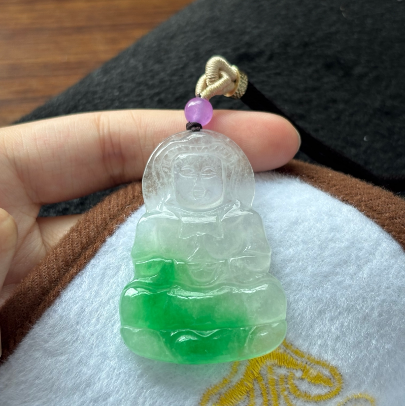 缅甸翡翠冰透种高冰种冰飘绿翠绿色静心顺遂观音裸石玉石颈饰珠宝