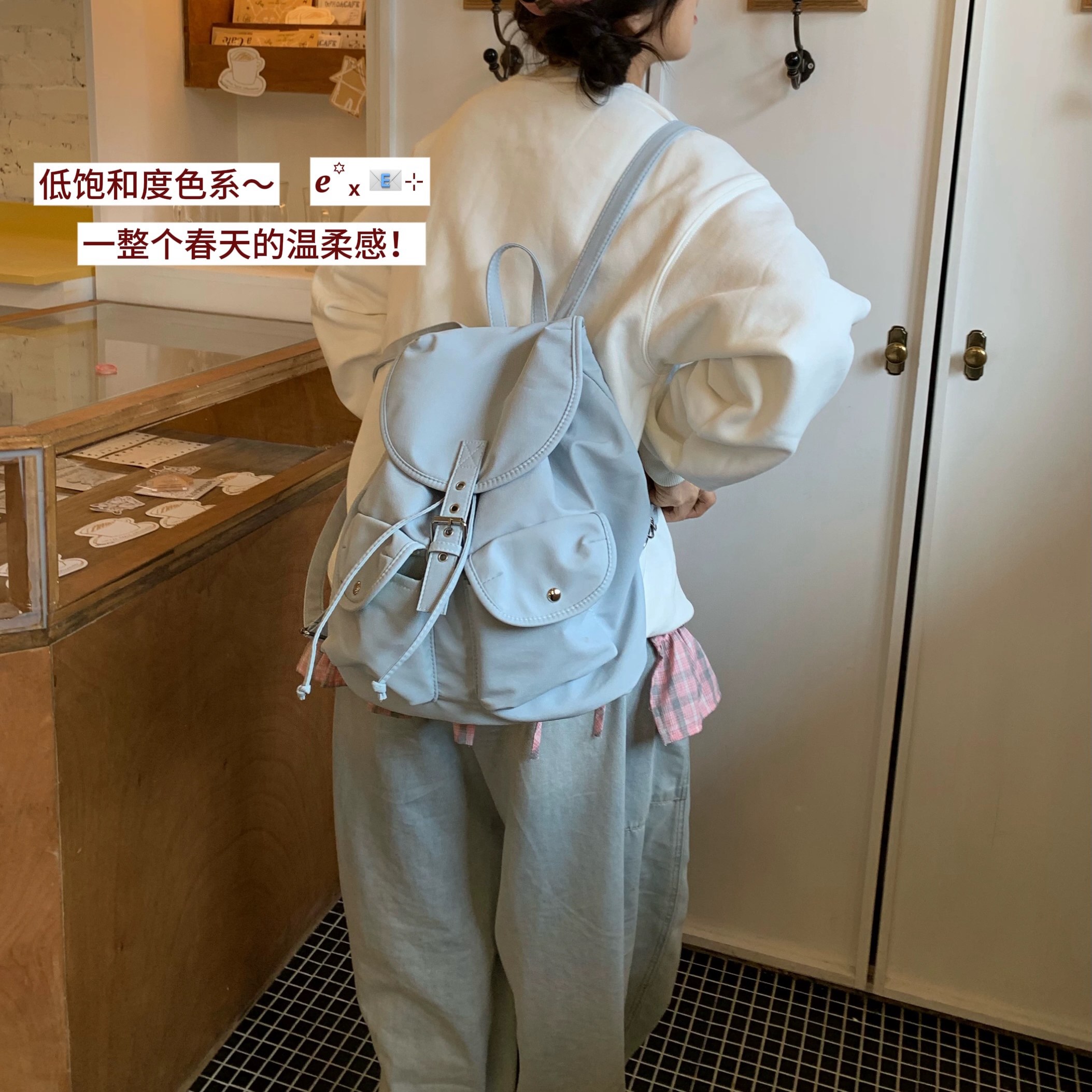 春日少女~陈奶奶清新浅色轻便速干通勤双肩包大容量学生书包背包