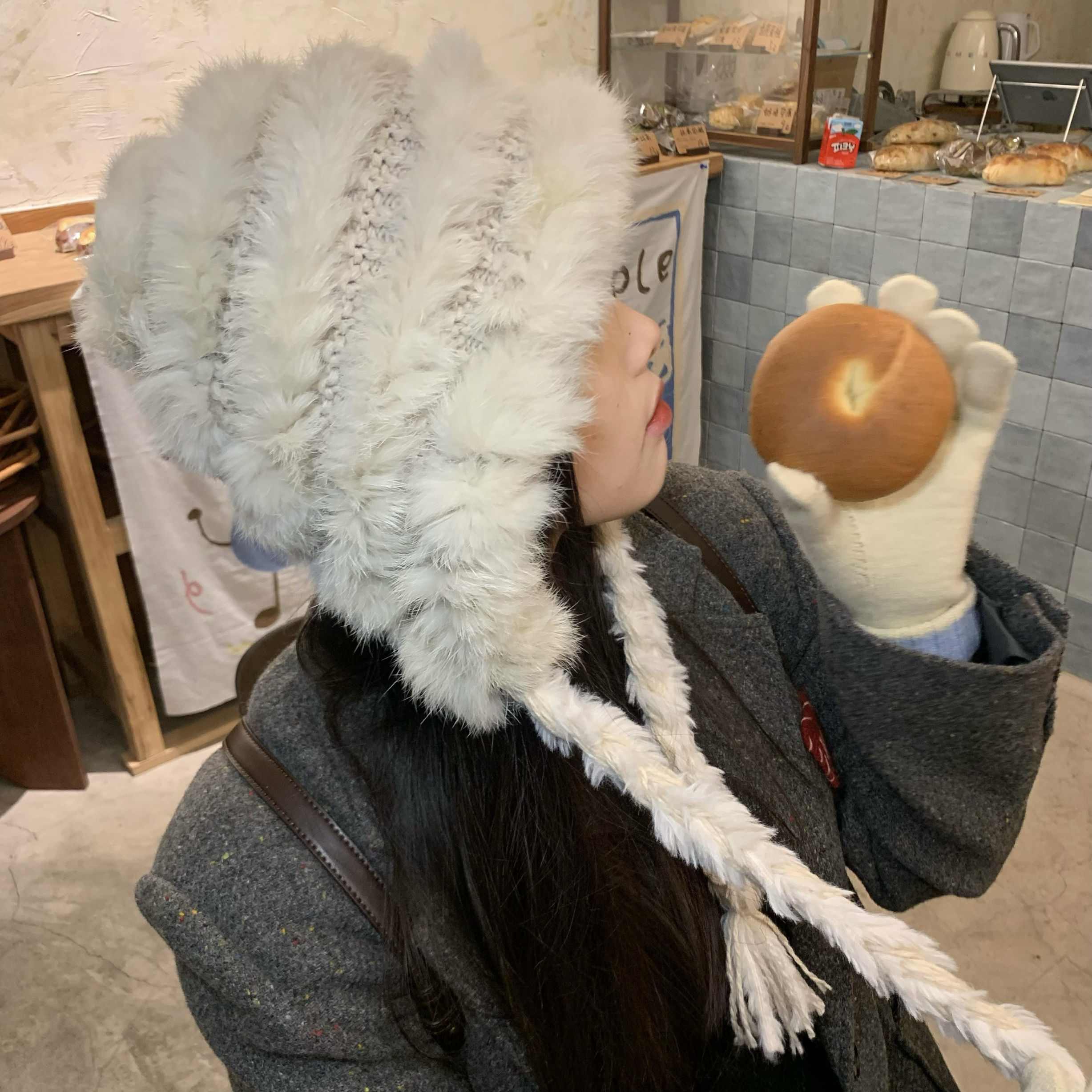 陈奶奶氛围感兔毛毛绒护耳帽