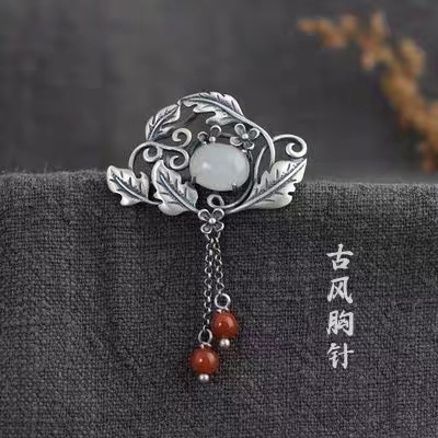 纯银天然和田白玉手工胸花吊坠